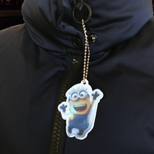 Įkelti vaizdą į galerijos rodinį, Atšvaitas pakabukas Laimingas Tomas / Reflective Pendant Happy Tom - Neshkis