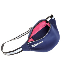 Įkelti vaizdą į galerijos rodinį, PINK IN THE OCEAN belt bag - Neshkis