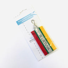 Įkelti vaizdą į galerijos rodinį, TRISPALVĖ atšvaitas pakabukas / FLAG reflective pendant - Neshkis