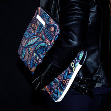 Įkelti vaizdą į galerijos rodinį, BUTTERFLY nešiojamo kompiuterio dėklas /  laptop sleeve case cover - Neshkis
