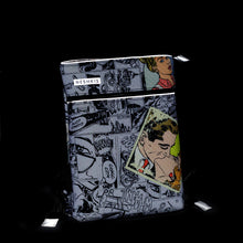 Įkelti vaizdą į galerijos rodinį, COMIC ART kuprinė su atšvaitais MINI