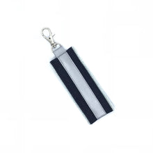 Įkelti vaizdą į galerijos rodinį, DŽINSINIS atšvaitas pakabukas / JEANS reflective pendant - Neshkis